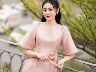 Những mẫu ảnh áo dài cổ tròn cách tân hiện đại trẻ trung