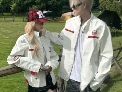 99+ Hình ảnh áo khoác cặp mùa đông cực đẹp cho lứa đôi