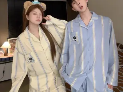 99+ Hình ảnh bộ đồ ngủ đôi đón giao thừa gắn kết yêu thương