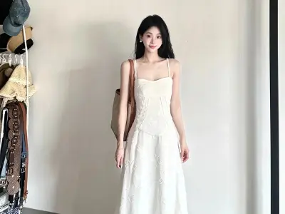 78+ Ảnh đầm hai dây trẻ trung bùng nổ phong cách mới