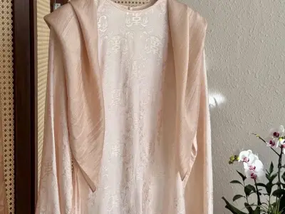 50+ kiểu khăn choàng áo dài đẹp nâng tầm khí chất quý cô