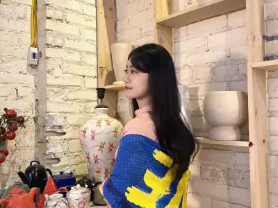 6+ cách mặc áo dài phối khăn choàng lụa giúp quý cô thêm đài các