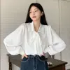Áo sơ mi cách điệu nữ: Biến hóa phong cách street style 2026