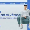 Áo sơ mi kẻ sọc: Biến tấu street style cực chất 2026