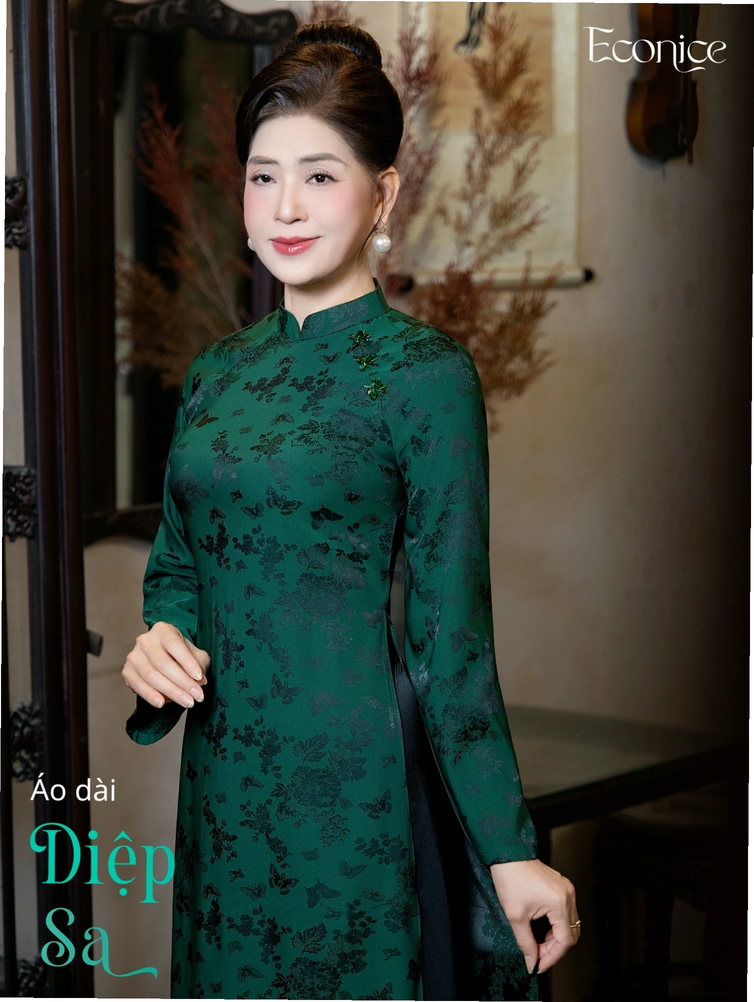Áo dài tết nữ cách tân màu cam đất
