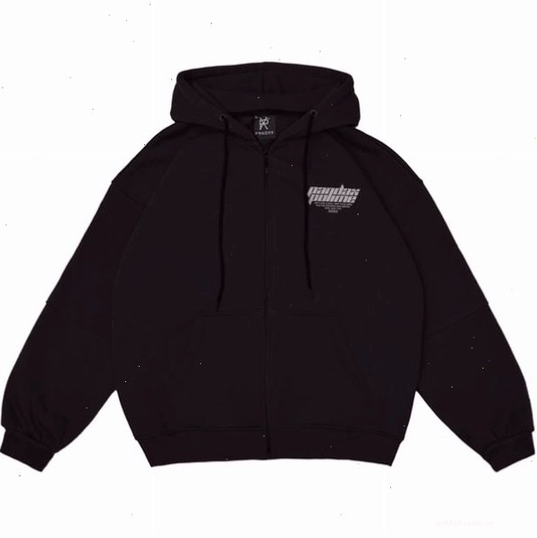 Áo khoác hoodie zip nữ màu đen form rộng, chất liệu nỉ bông, phối cùng chân váy tennis