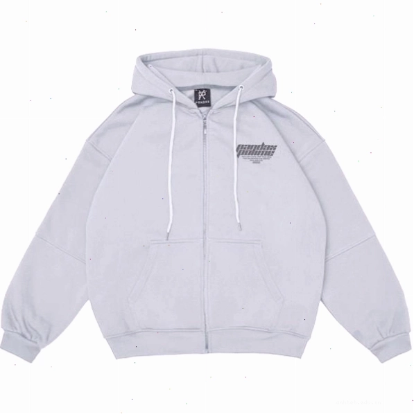 Áo khoác hoodie zip nữ màu ghi, form rộng, chất liệu nỉ, phối cùng quần legging