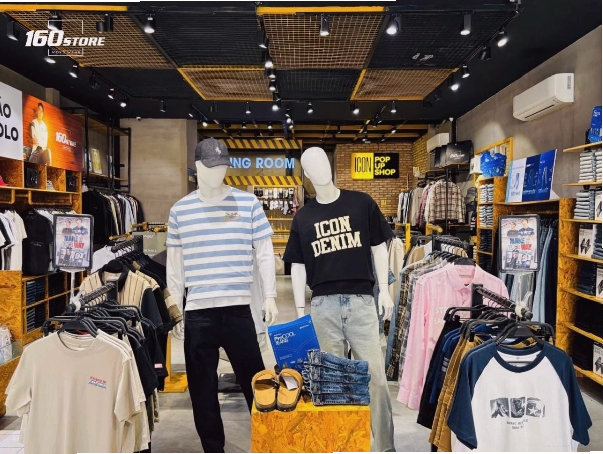 Cặp đôi lựa chọn áo thun mùa hè từ 160STORE, khoe vẻ ngoài sành điệu