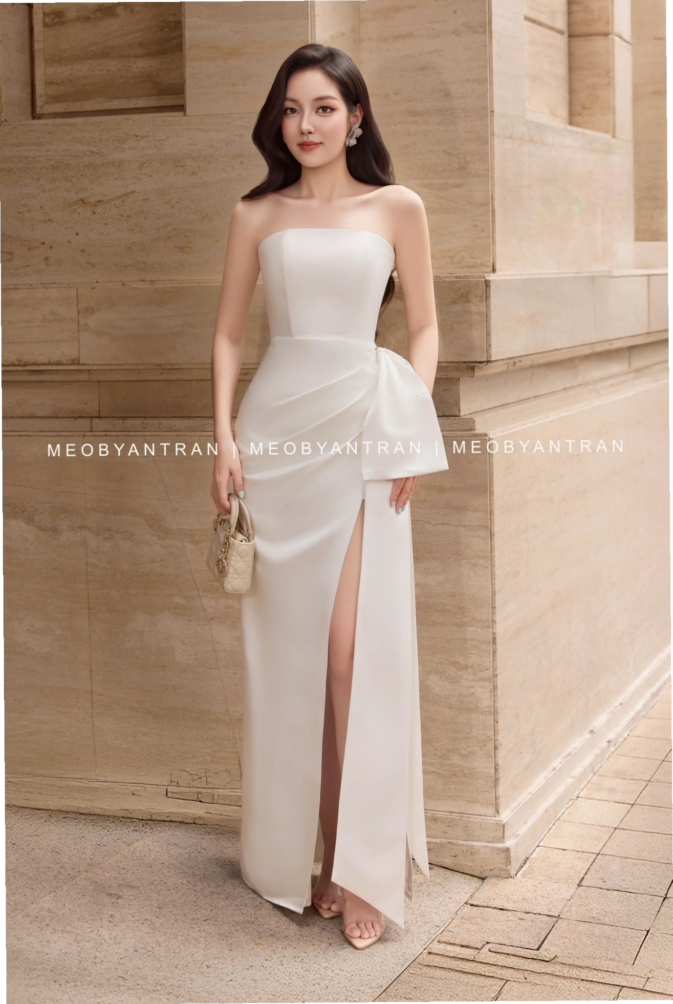 Đầm ôm body tay dài xẻ tà màu đen chất liệu thun co giãn, tôn dáng