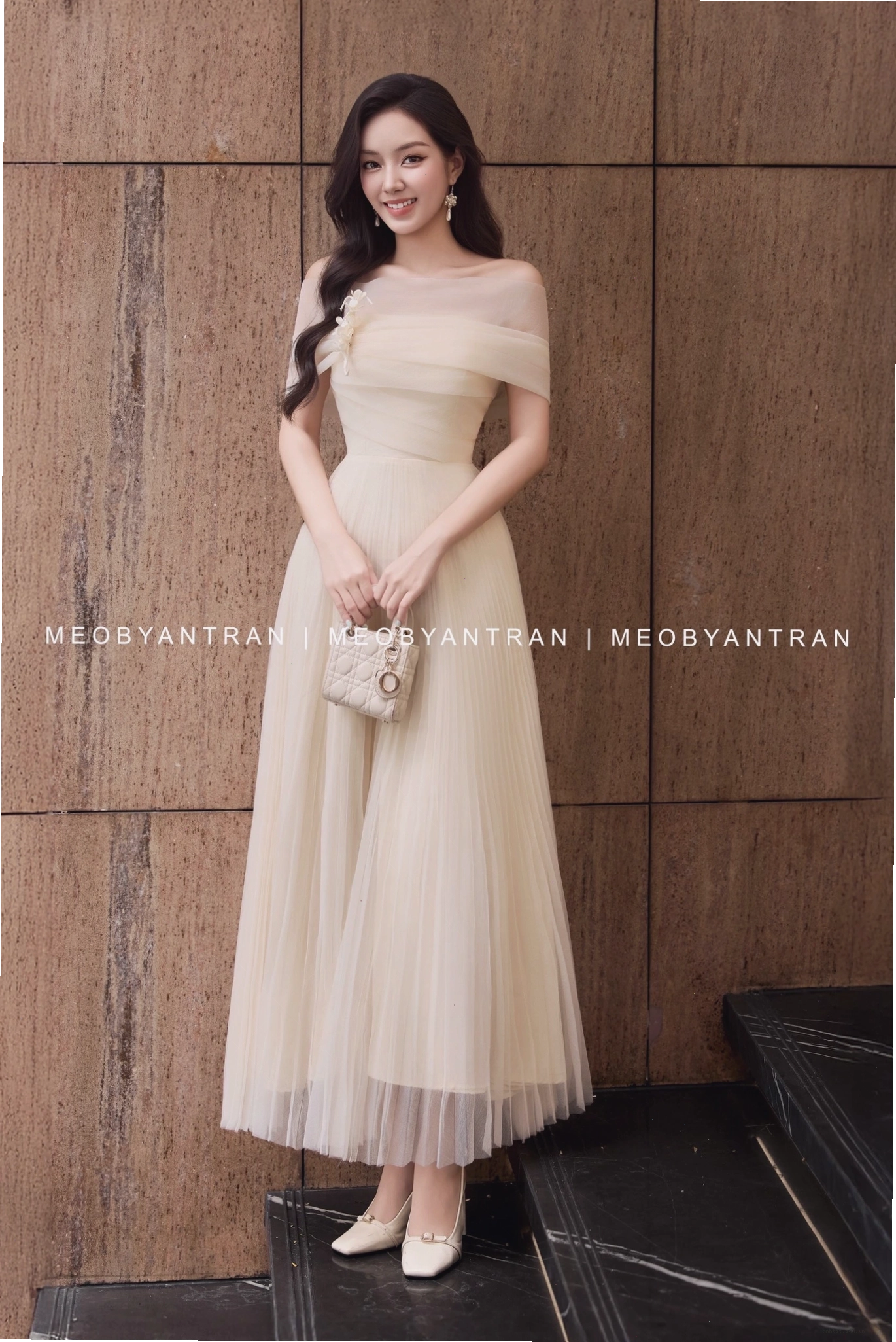 Đầm voan dài dự tiệc cưới đẹp thiết kế trẻ trung, dễ thương