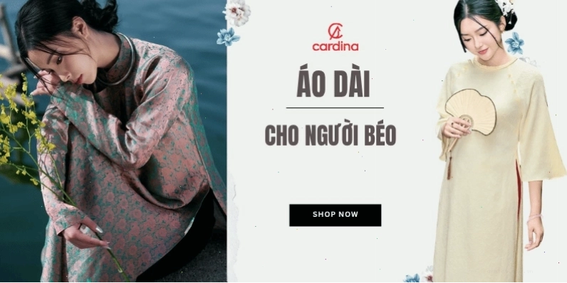 Người mẫu diện áo dài lụa đỏ đô dáng suông nhẹ, họa tiết chìm tinh tế