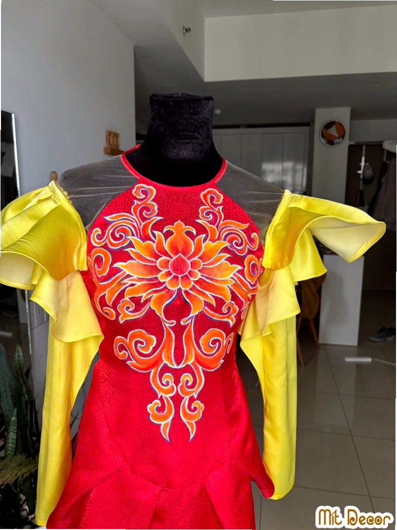 Những mẫu áo dài vẽ tay đẹp, tôn dáng và sang trọng
