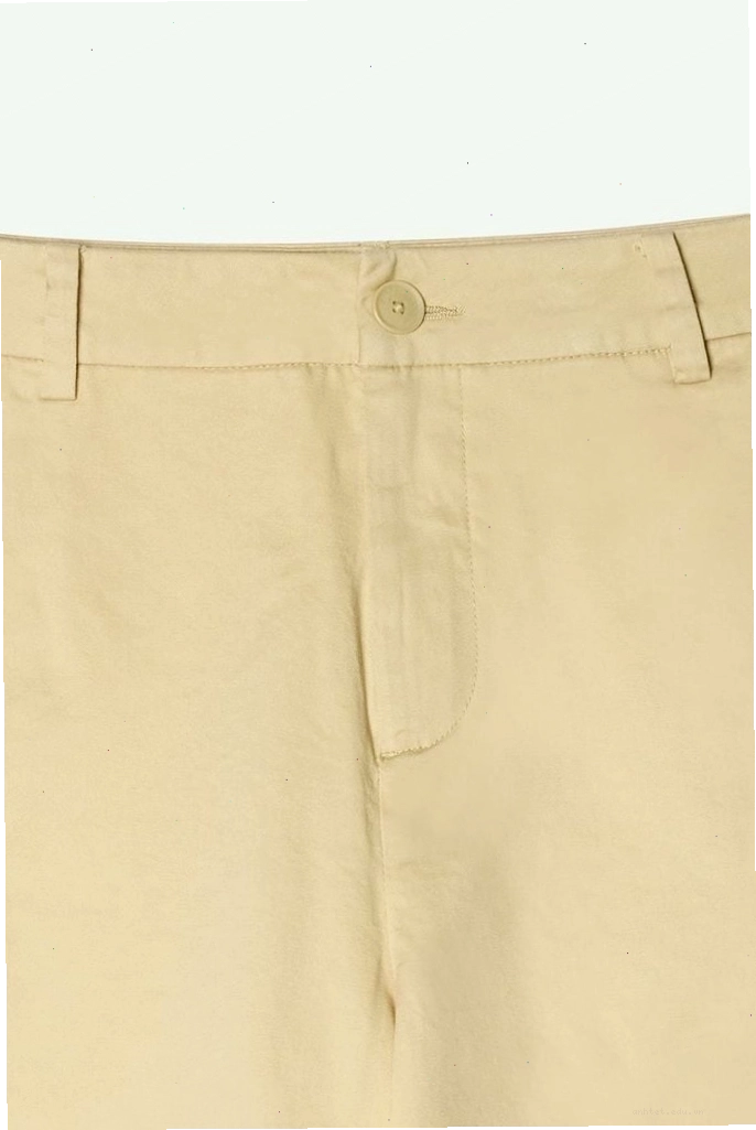 Quần short kaki nữ Ninomaxx