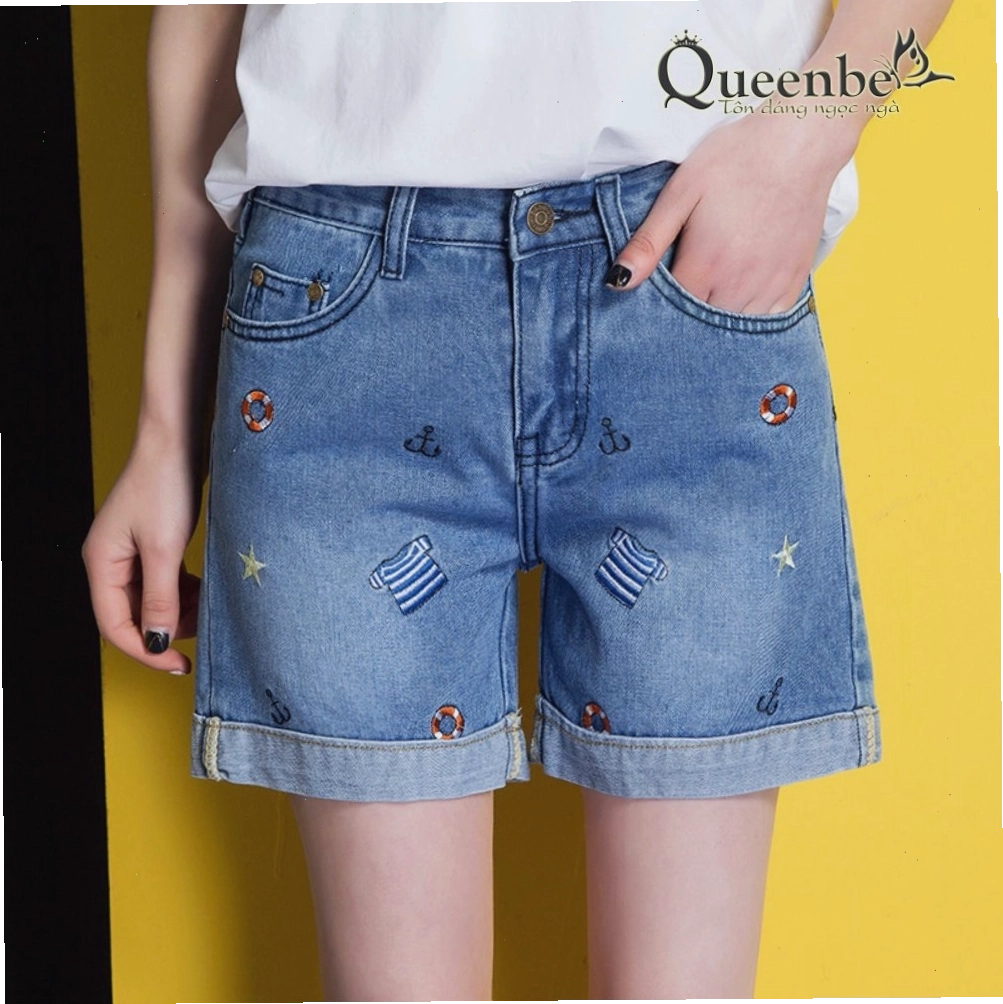 Quần short nữ jean thêu màu xanh nhạt