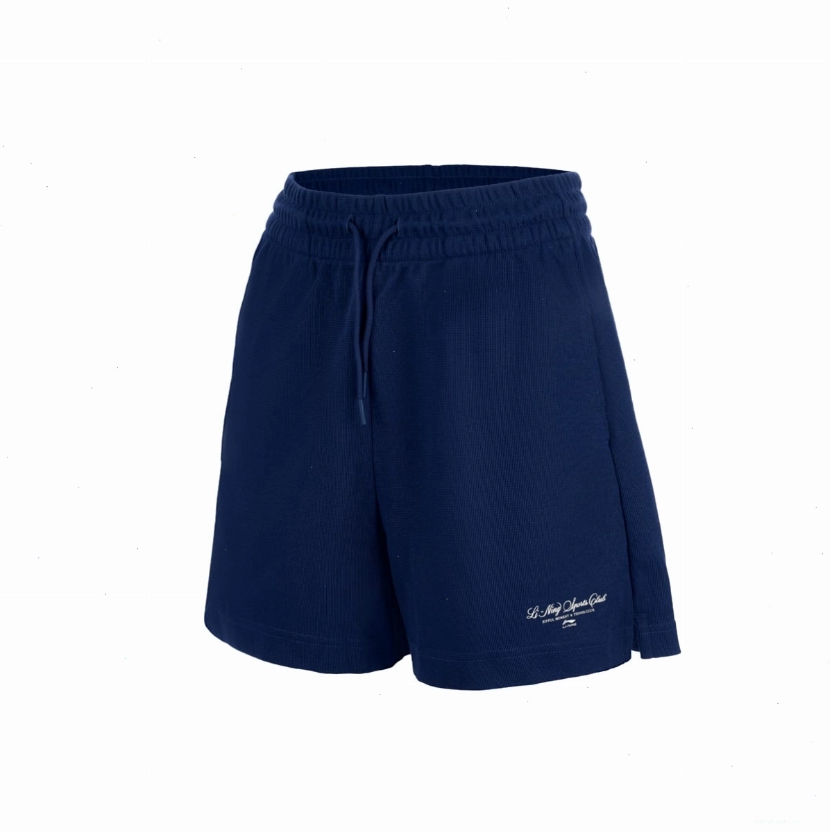 Quần short thể thao nữ màu xám phối cùng áo ba lỗ và phụ kiện neon