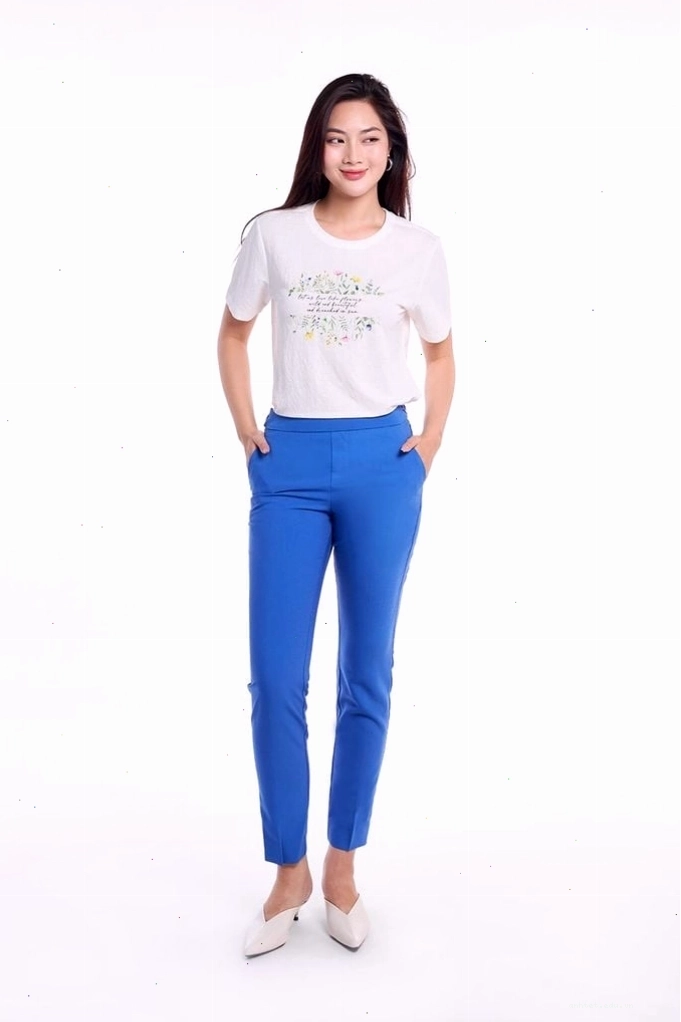 Quần tây nữ phom slim cropped màu xanh dương