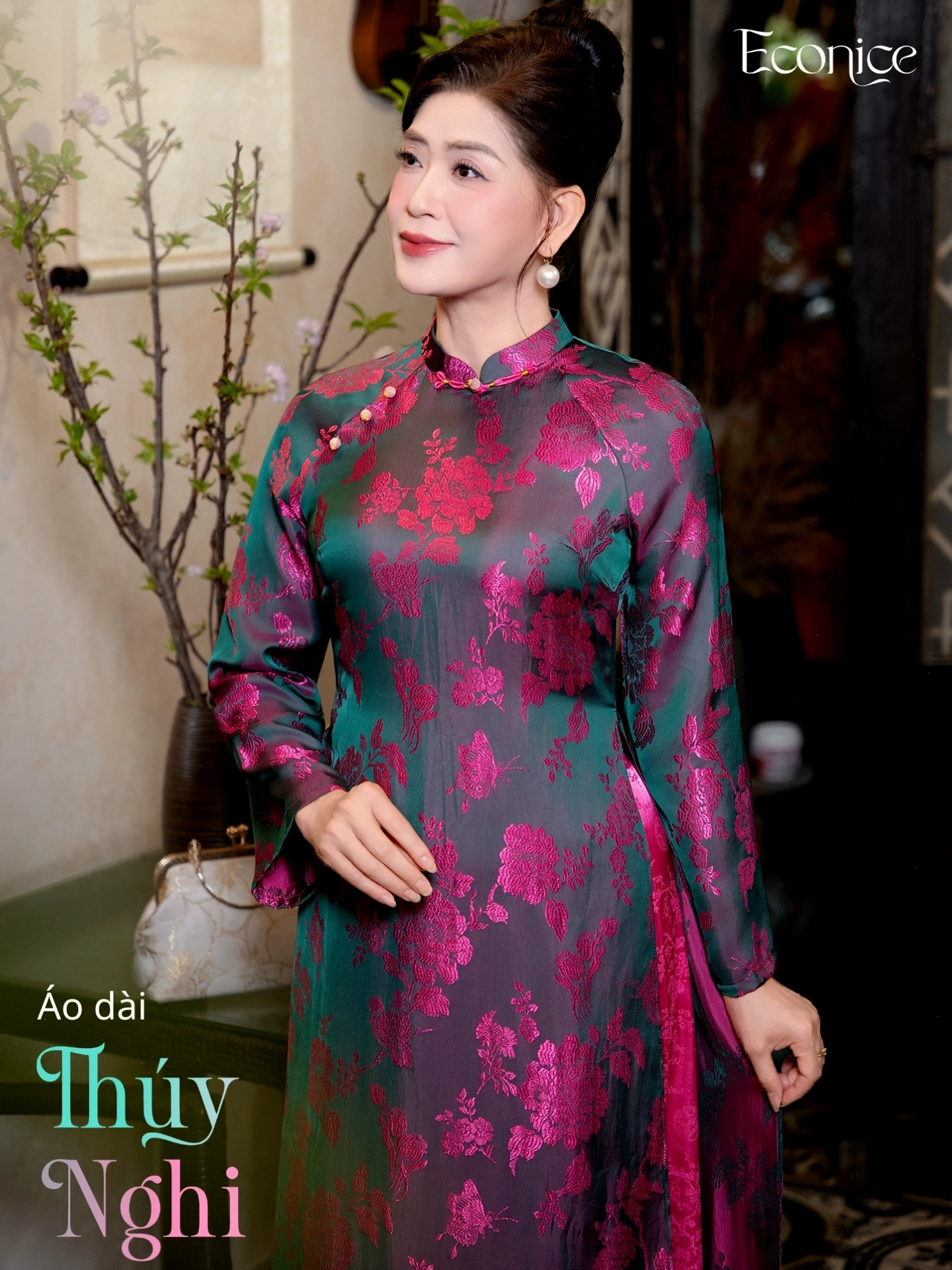 Set áo dài cách tân nữ Econice Thuý Nghi, tay lỡ, cổ tròn, màu xanh navy