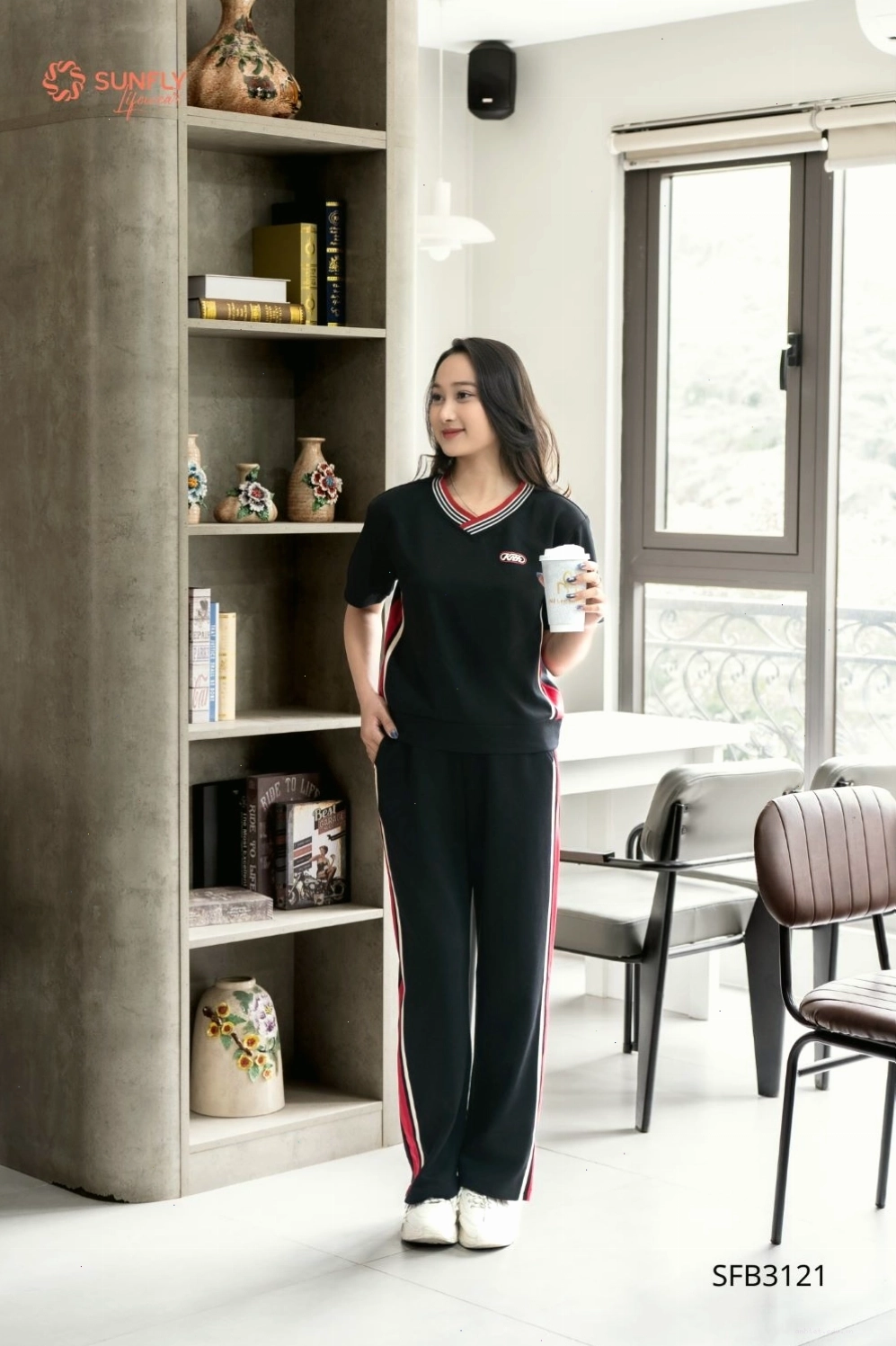 Set đồ nữ áo cộc và quần dài dáng suông