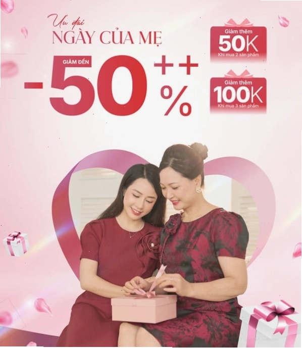 Set váy tweed mini form A màu be phối cùng áo khoác ngắn cùng tông, tạo nên vẻ ngoài thanh lịch và sành điệu.