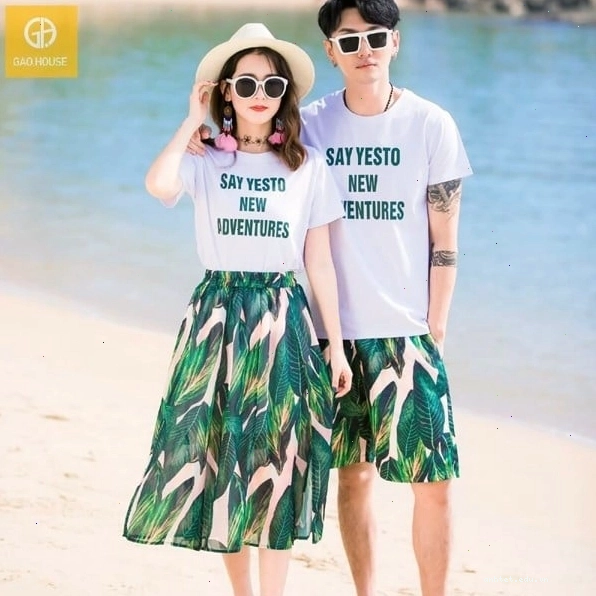 Trong bộ sưu tập áo đôi tình yêu có nhiều mẫu thiết kế cách điệu, kết hợp hài hòa các màu sắc
