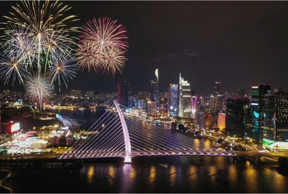 địa điểm ngắm pháo hoa đêm giao thừa TPHCM tại Landmark 81
