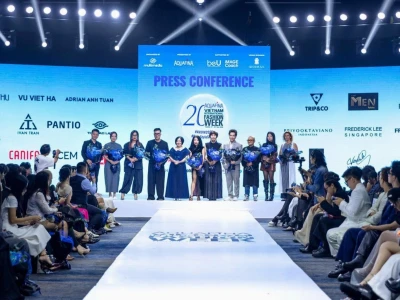 Đầm công sở sang trọng lịch sự dẫn đầu xu hướng 2026