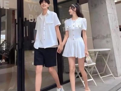 Đồ đôi màu trắng: Ý tưởng chụp ảnh và phối đồ couple đón đầu xu hướng 2026